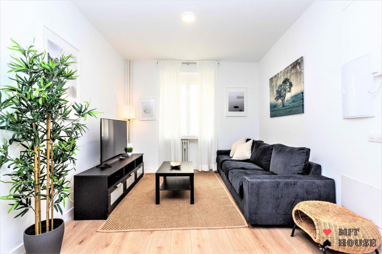 Latina En Madrid Apartment Exterior photo