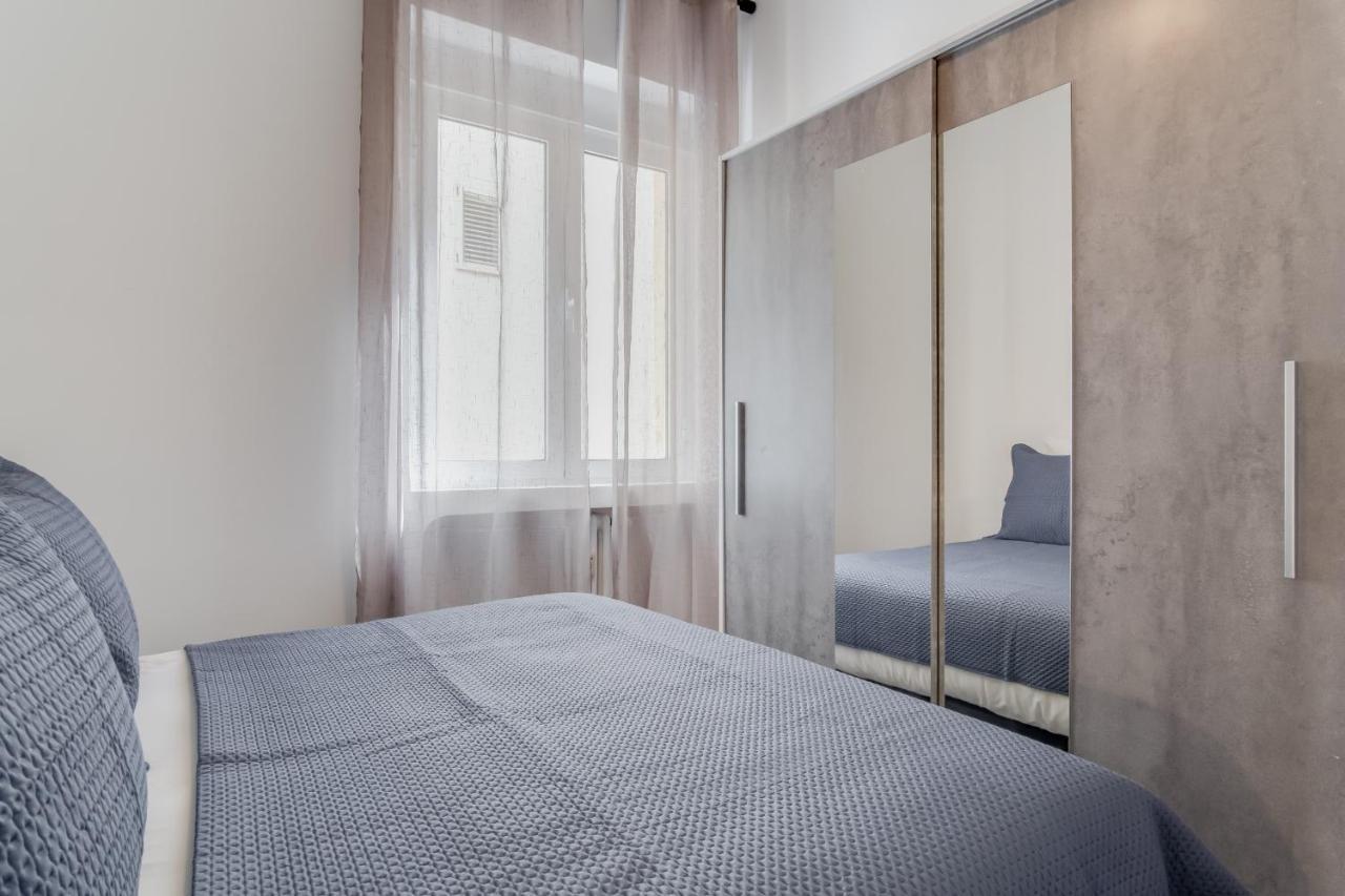 Latina En Madrid Apartment Exterior photo