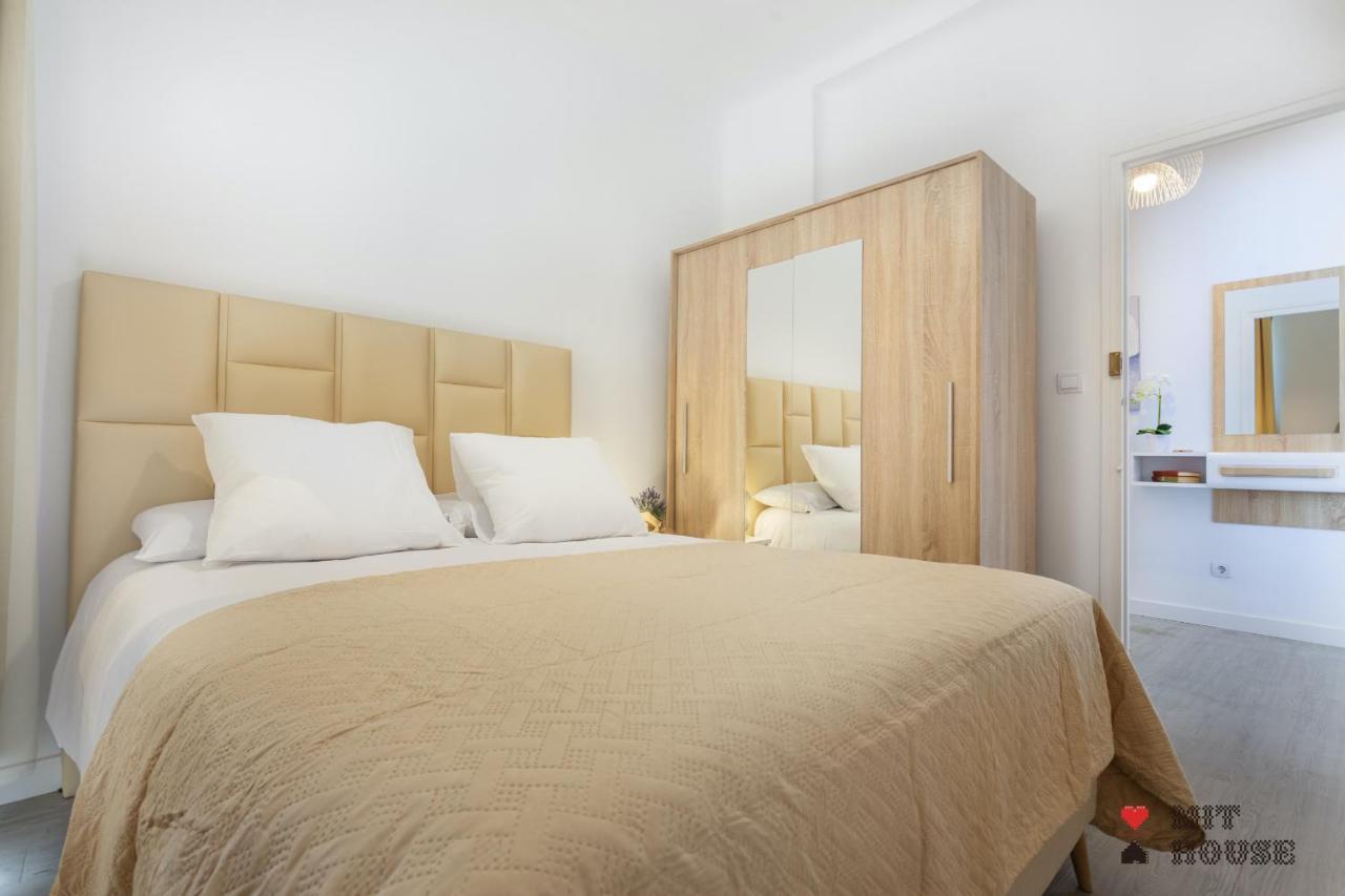 Latina En Madrid Apartment Exterior photo